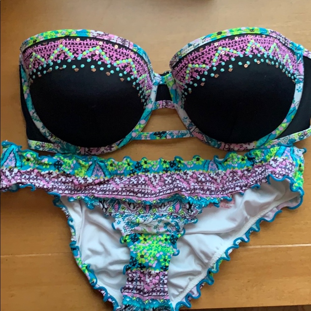 Victoria’s Secret strapless 2 piece swimsuit